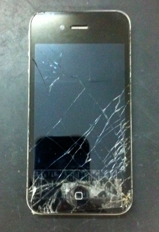 iPhone4フロント割れとホームボタン
