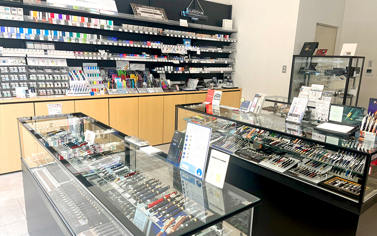 アイサポ上前津店 外観